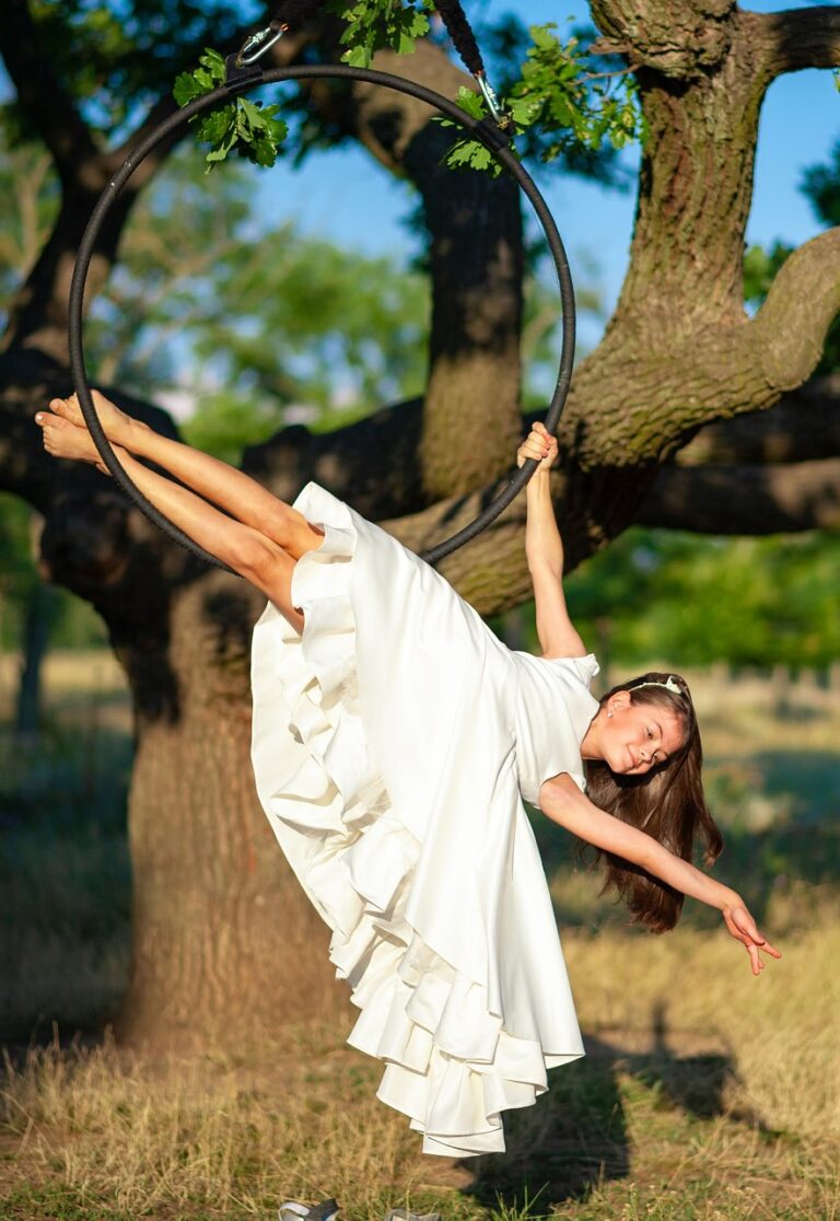 aerial hoop, aerial gymnast, girl-6509454.jpg